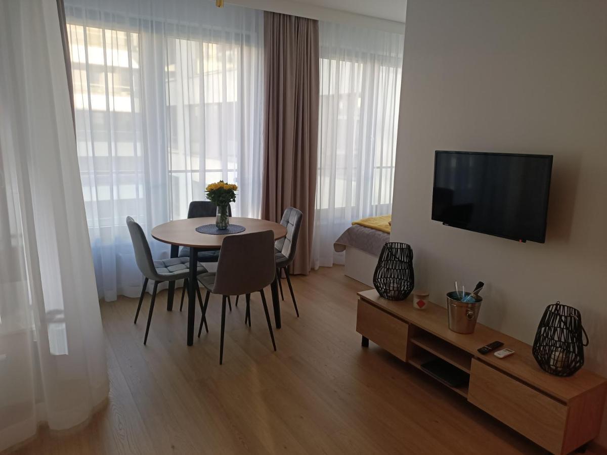 Apartament Maris Gdynia - Srodmiescie - Klimatyzacja - Prywatny Parking ภายนอก รูปภาพ
